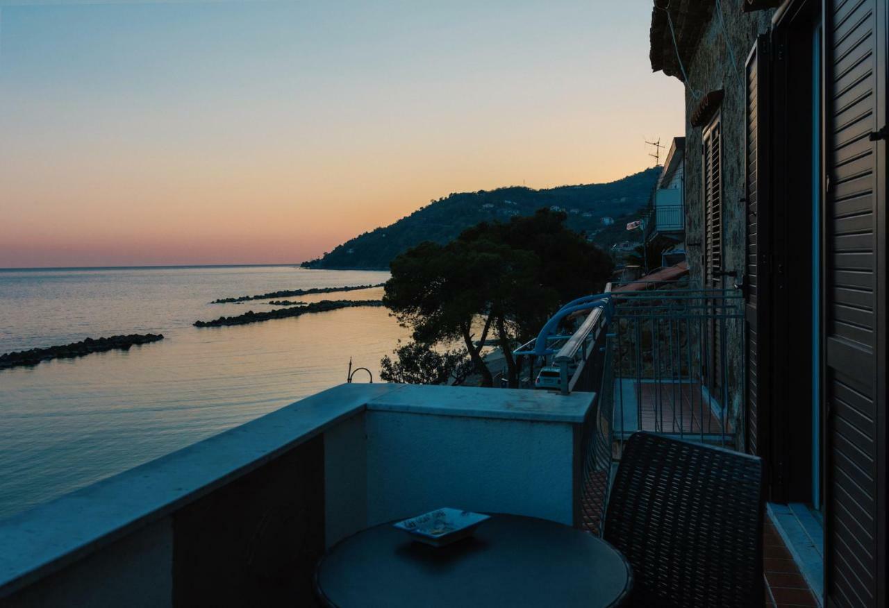 La Concha Suites Pioppi Exteriör bild