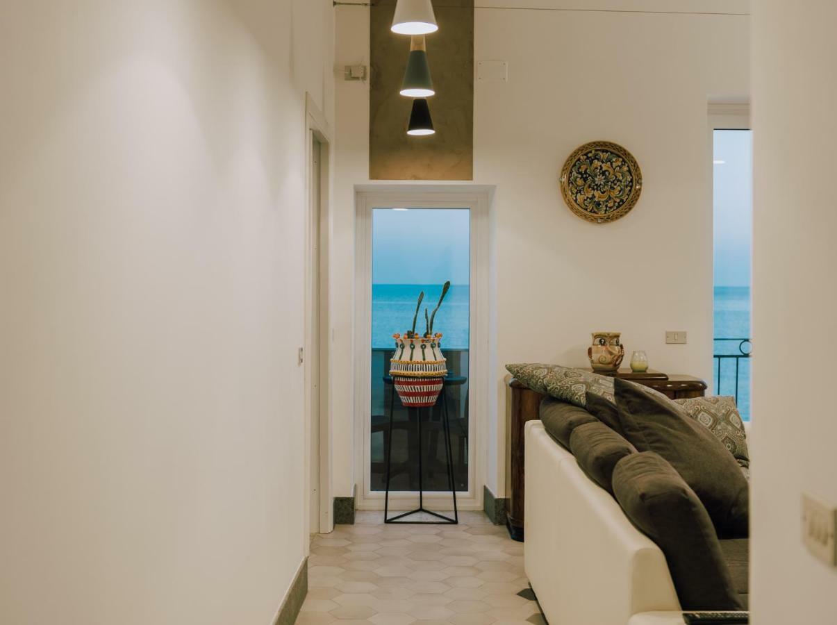 La Concha Suites Pioppi Exteriör bild